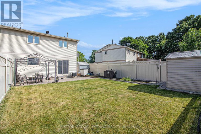28564985/848-borland-drive/chatelaine-village/ottawa/ontario/K1E1X5_21
