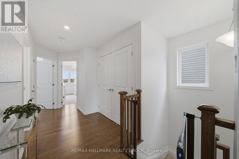 29648868/278-livery-street/emerald-meadowstrailwest/ottawa/ontario/K2V0S1_16