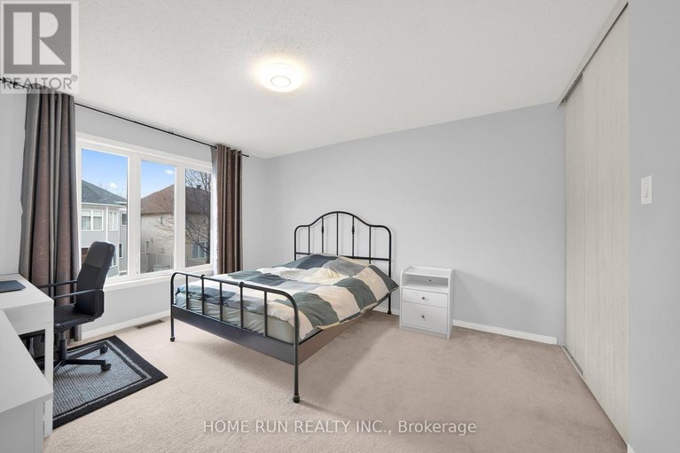 29590973/10-pavona-street/barrhaven-east/ottawa/ontario/K2G6T2_30