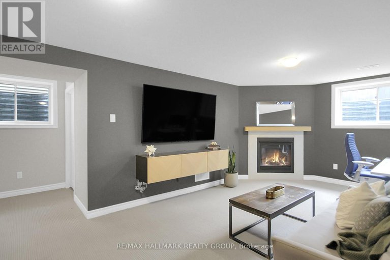 28807965/114-jardiniere-street/remainder-of-stittsville-area/ottawa/ontario/K2S2K2_45