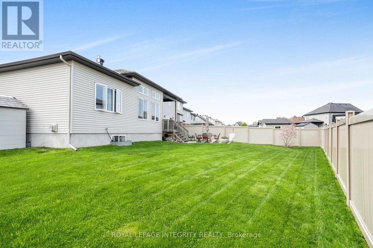 28574429/42-granite-street/clarencerockland-twp/clarence-rockland/ontario/K4K0H8_33