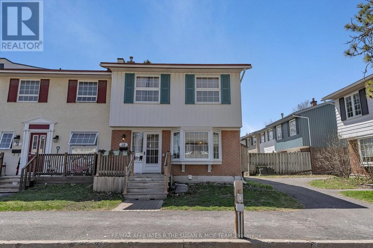 29682190/35-monterey-drive/leslie-park/ottawa/ontario/K2H7A9_1