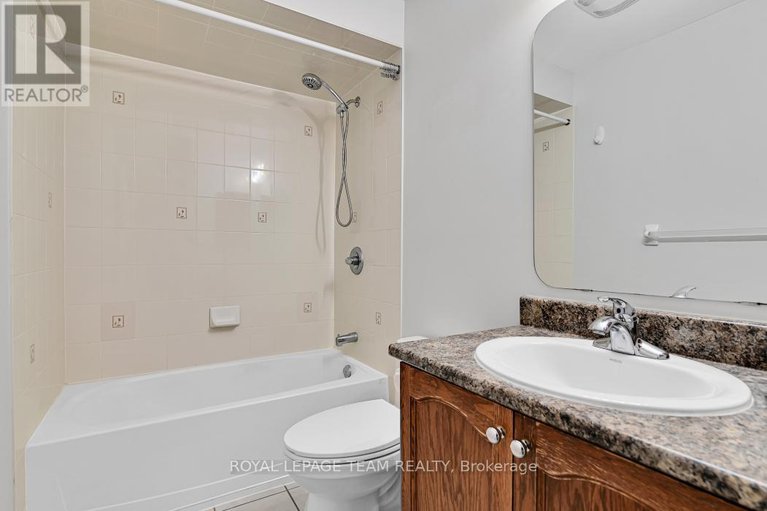 28275402/773-nakina-way/riverside-southgloucester-glen/ottawa/ontario/K1V2J2_28