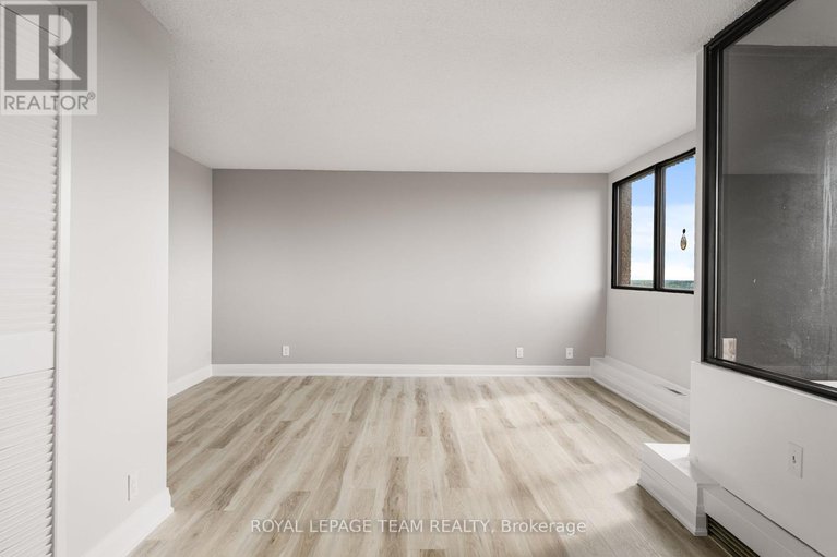 28664760/1607-1285-cahill-drive/south-keys/ottawa/ontario/K1V9A7_9