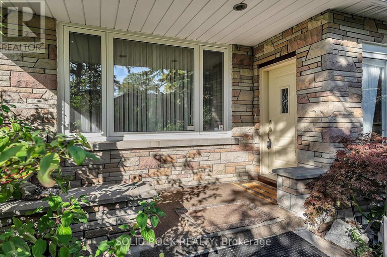 28964085/471-tillbury-avenue/laurentianview/ottawa/ontario/K2A0Y6_4