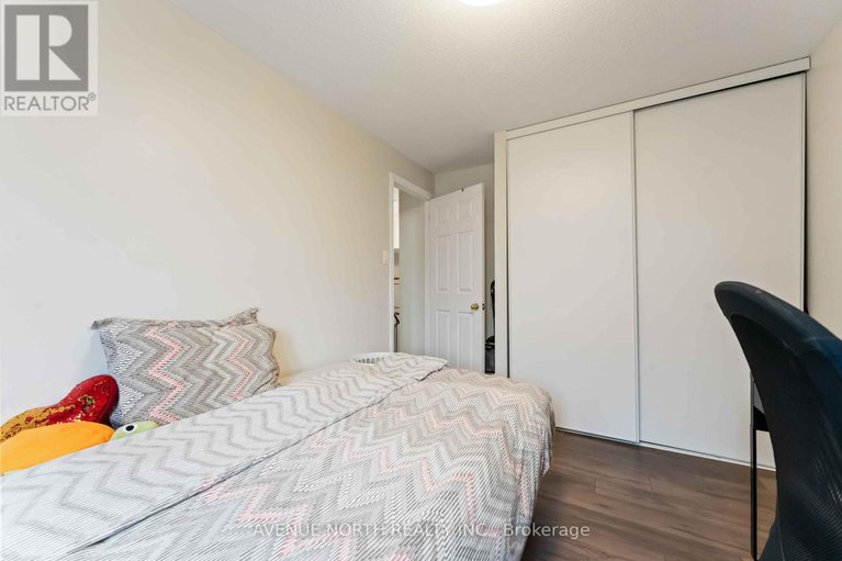 29144847/32-1741-lamoureux-drive/queenswood-heights-south/ottawa/ontario/K1E2N3_18