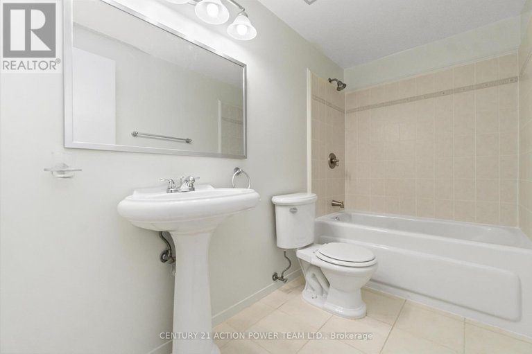 29594142/17-3103-armada-avenue/sawmill-creektimbermill/ottawa/ontario/K1T1T6_16