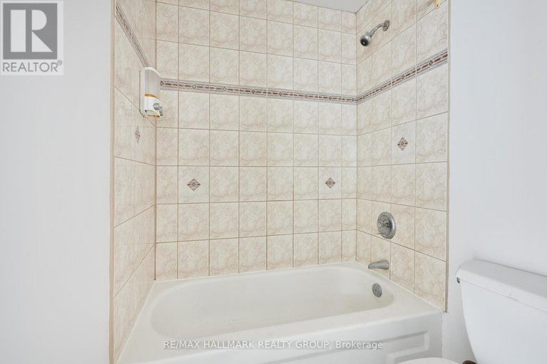 28666864/9a-400-laurier-avenue-e/sandy-hill/ottawa/ontario/K1N8Y2_35