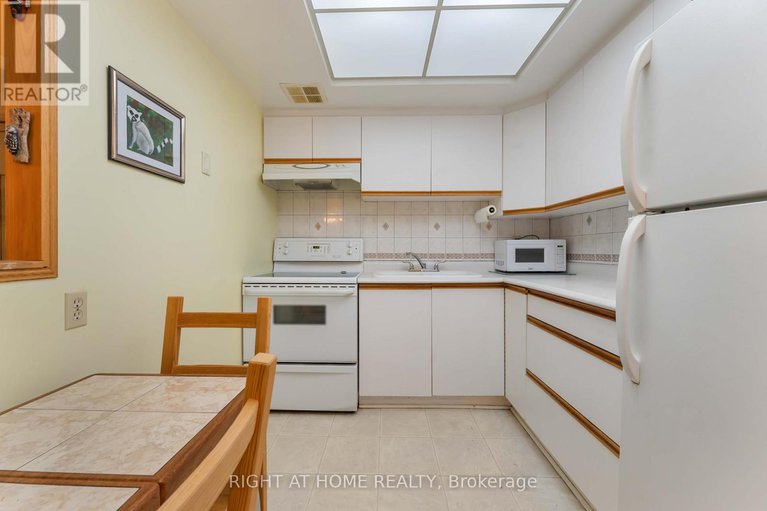 29240372/903-555-brittany-drive/viscount-alexander-park/ottawa/ontario/K1K4C5_8