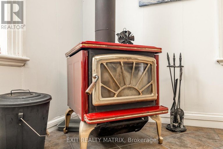 29086083/107-george-street/lanark-highlands-lanark-village/lanark-highlands/ontario/K0G1K0_16