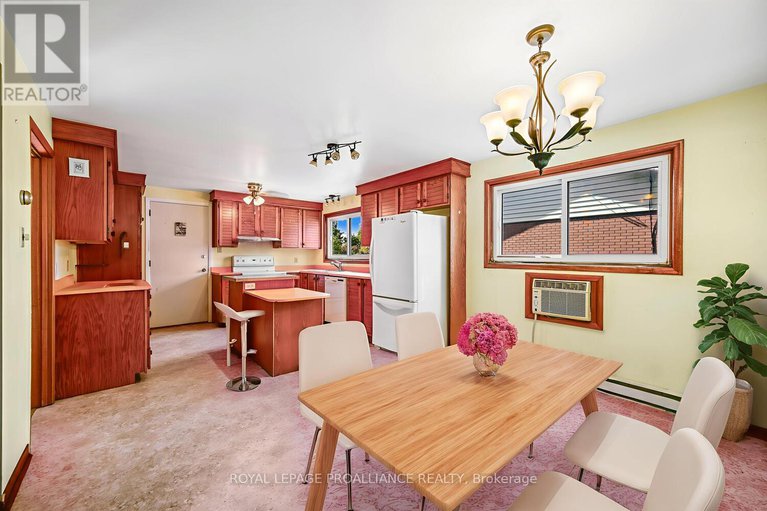 29233177/14-davison-avenue/brockville/brockville/ontario/K6V3C2_13