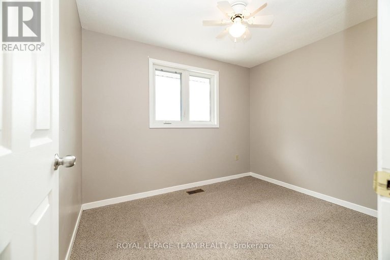 28931174/1234-kinburn-side-road/dunrobin/ottawa/ontario/K0A3M0_24