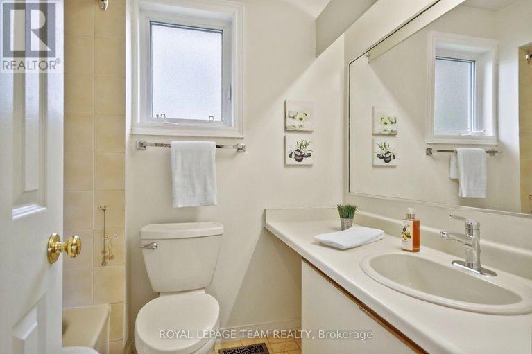28550903/22-hewitt-way/katimavik/ottawa/ontario/K2L3S6_36