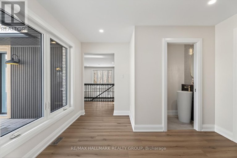 29137942/1625-royal-orchard-drive/cumberland-estates/ottawa/ontario/K4C1A9_26