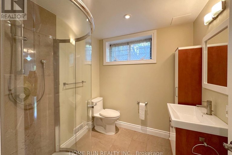 29592563/35-blue-heron-court/rockcliffe/ottawa/ontario/K1L8J7_39