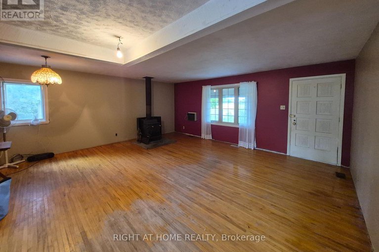 28858937/326-calabogie-road/mcnabbraeside-twps/mcnabbraeside/ontario/K7S3G8_3