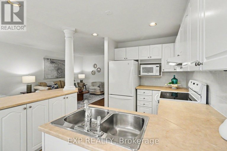 29555754/6322-sablewood-place/chapel-hill/ottawa/ontario/K1C7M6_13