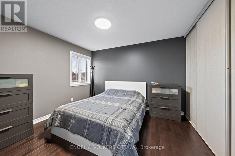 29677926/310-sarabella-street/avalon-east/ottawa/ontario/K4A0A3_22