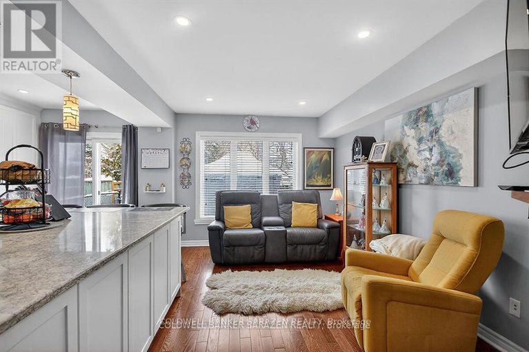 29360137/43-daventry-crescent/longfields/ottawa/ontario/K2J4N6_42