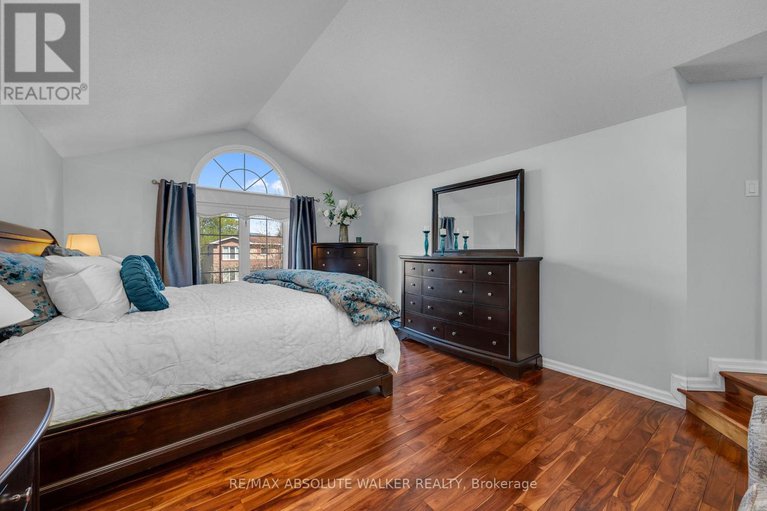 28341940/1901-montereau-avenue/chapel-hill/ottawa/ontario/K1C5W9_20