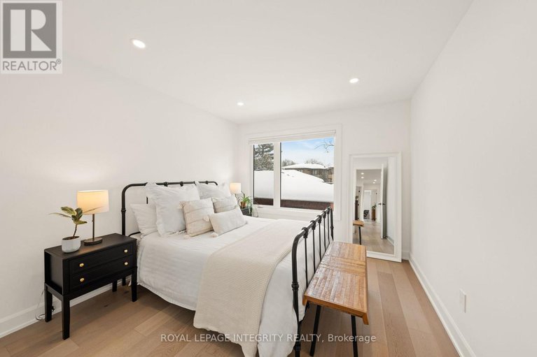 29407569/276-clare-street/westborohampton-park/ottawa/ontario/K1Z7E3_25