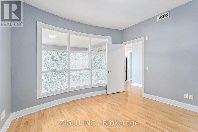 28265989/502-290-powell-avenue/west-centre-town/ottawa/ontario/K1S5T3_13