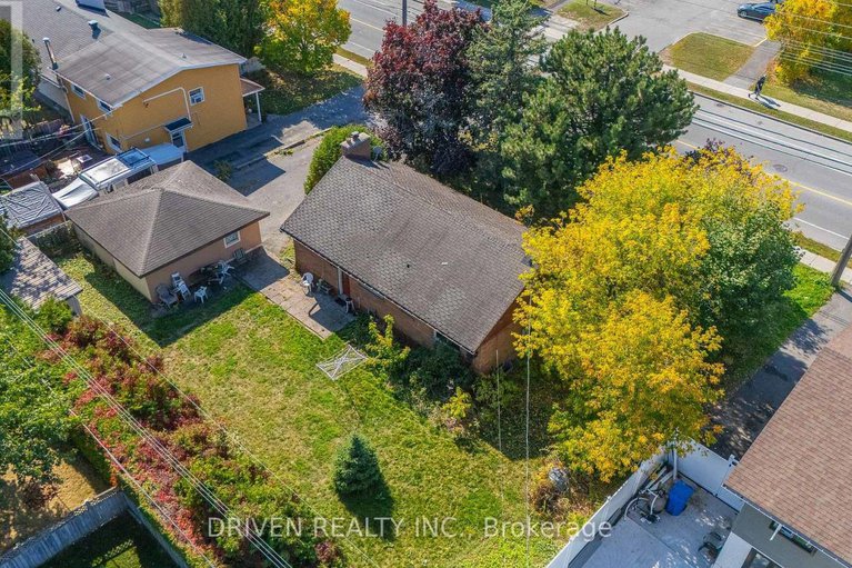 29179661/2175-st-laurent-boulevard/hawthorne-meadows/ottawa/ontario/K1G1A8_7