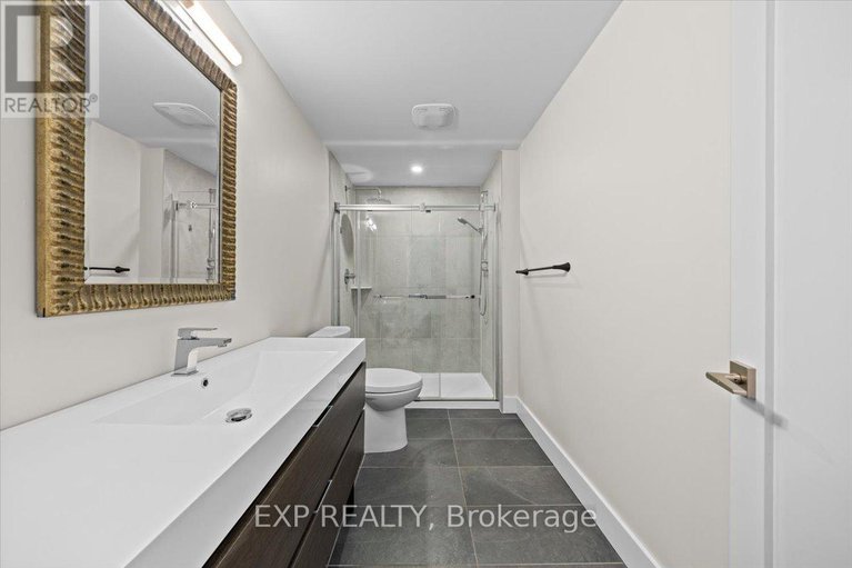 29125284/71-king-george-street/overbrookcastle-heights/ottawa/ontario/K1K1V4_28