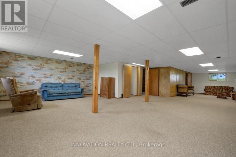28665702/1565-lindsay-road/north-grenville-twp-kemptville-south/north-grenville/ontario/K0G1S0_25