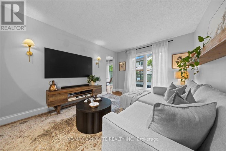 28361961/21-cedarock-drive/bridlewood/ottawa/ontario/K2M2H6_16