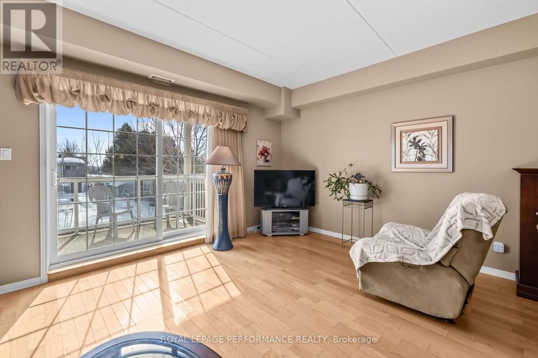 29447131/206-2360-albert-street/town-of-rockland/clarence-rockland/ontario/K4K0C4_35