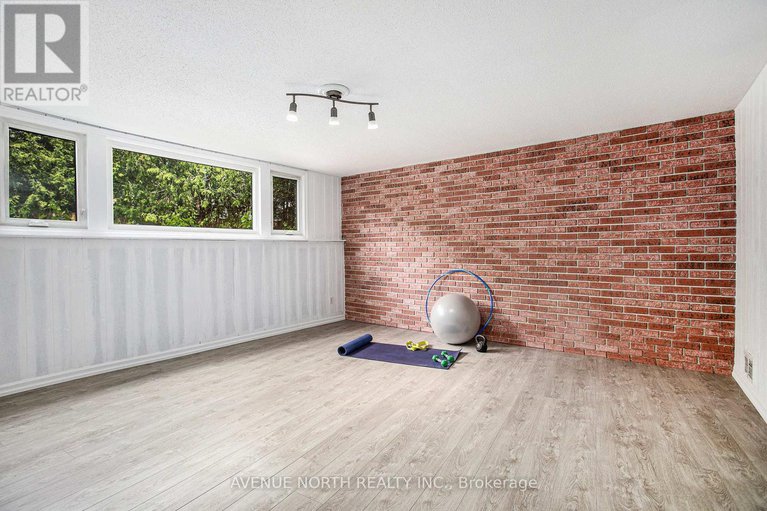 28651208/767-a-springland-drive/mooneys-bayriverside-park/ottawa/ontario/K1V6L9_16