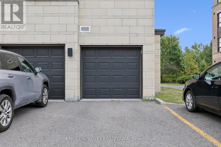 28829655/101-160-montblanc-private/convent-glen-north/ottawa/ontario/K1C0B8_42