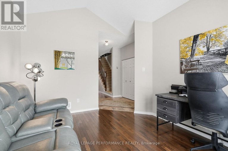 29337298/112-jade-street/town-of-rockland/clarence-rockland/ontario/K4K0C8_5