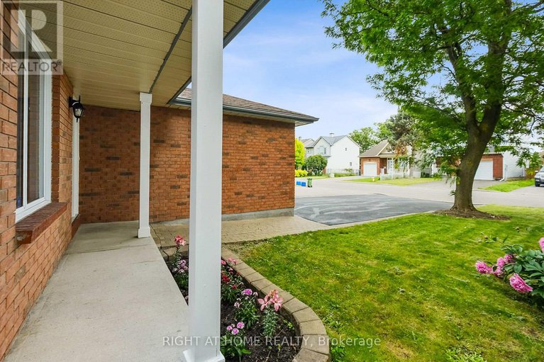 28485638/5119-lerner-way/beacon-hill-south/ottawa/ontario/K1J1B3_3