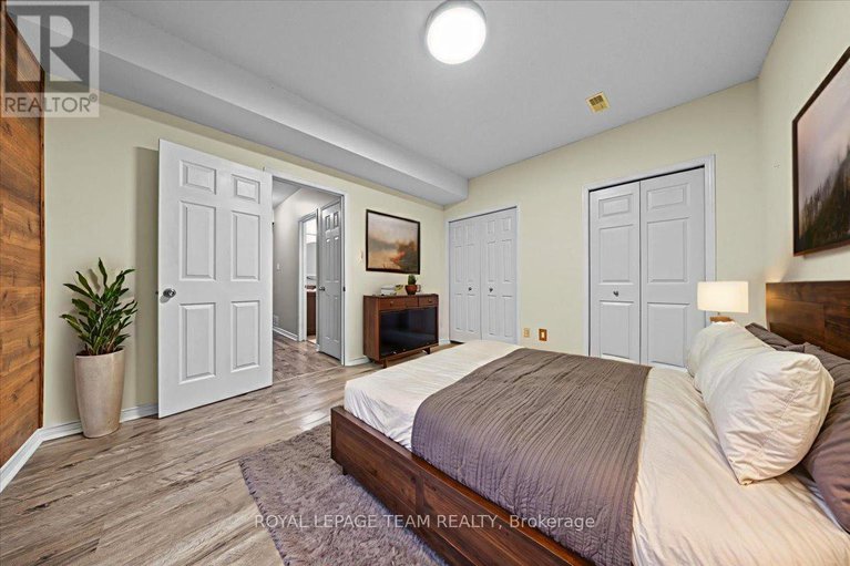 28577530/512-reardon-private/heron-gateindustrial-park/ottawa/ontario/K1V2L1_8