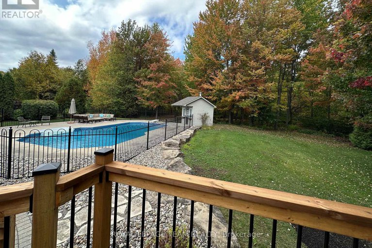 29034501/6437-waddion-drive/greely/ottawa/ontario/K4P1E7_48