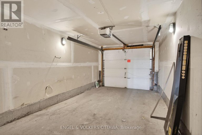 29680686/52-119-poplin-street/riverside-southgloucester-glen/ottawa/ontario/K4M0G7_28
