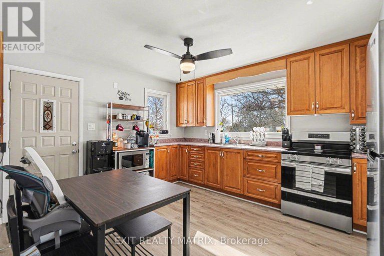 29433670/528-keatley-road/kinburn/ottawa/ontario/K7S3G7_9