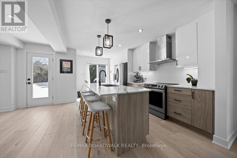 29432300/1535-kamouraska-circle/chateauneuf/ottawa/ontario/K1C3J1_13