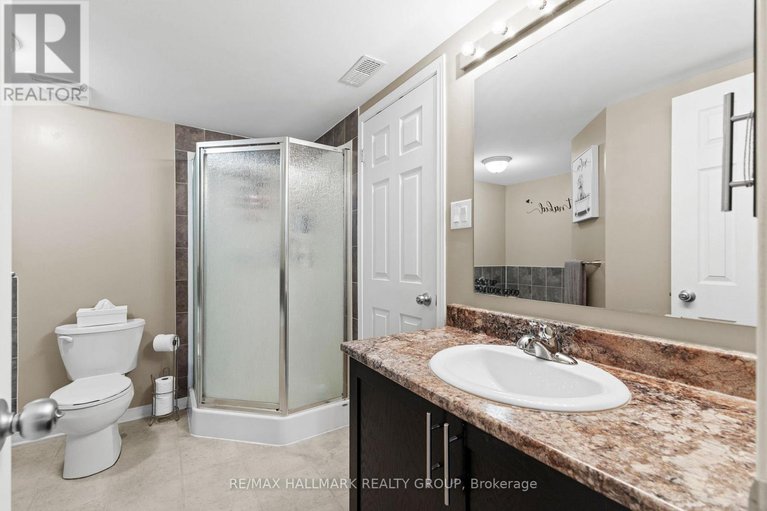 29431775/358-galston-private/mer-bleuebradley-estatesanderson-park/ottawa/ontario/K1W0G3_28