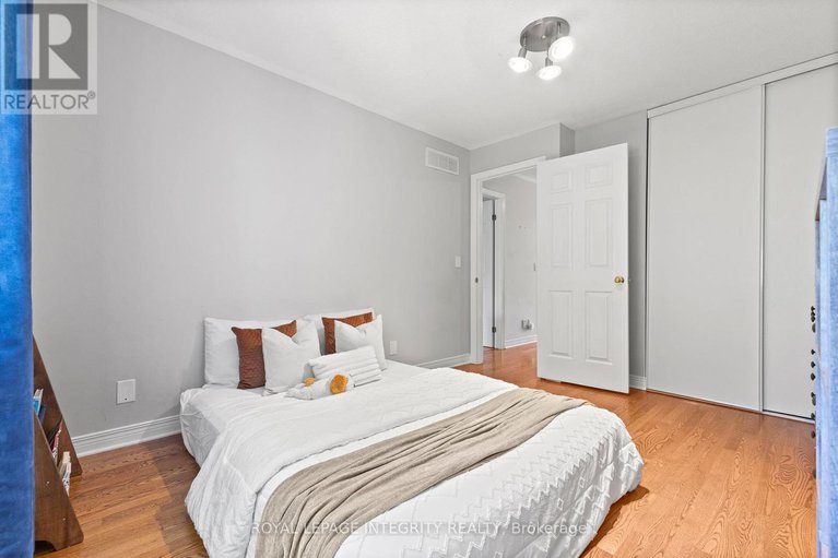28881072/12-sonata-place/riverview-park/ottawa/ontario/K1G6H2_21