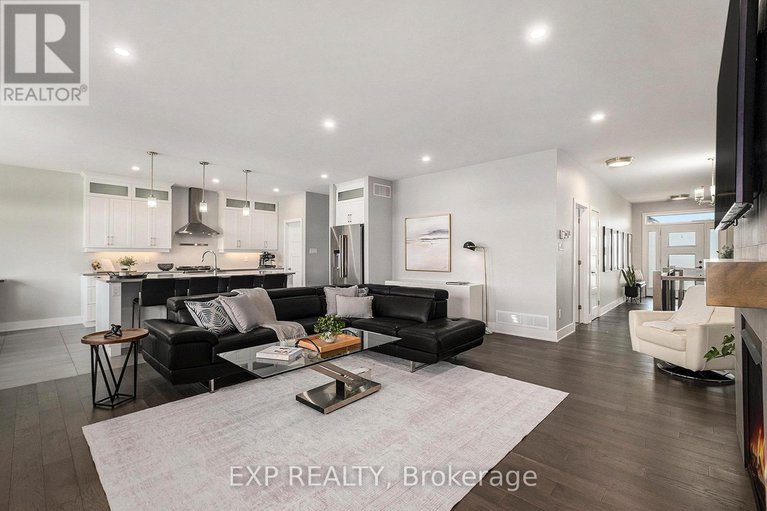 28466595/400-central-park-boulevard/village-of-russell/russell/ontario/K4R0C6_6