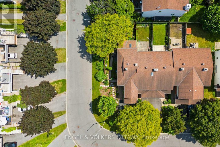28507549/68-thornbury-crescent/centrepointe/ottawa/ontario/K2G6C4_43