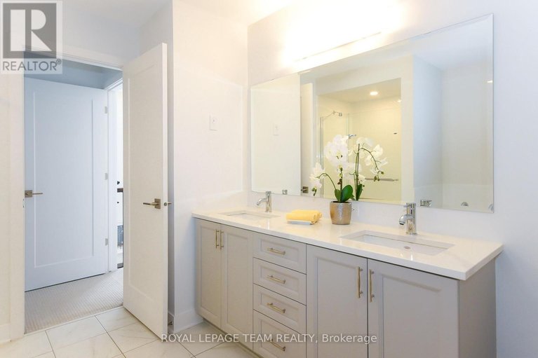 29666466/725-capricorn-circle/riverside-southgloucester-glen/ottawa/ontario/K4M0J4_33