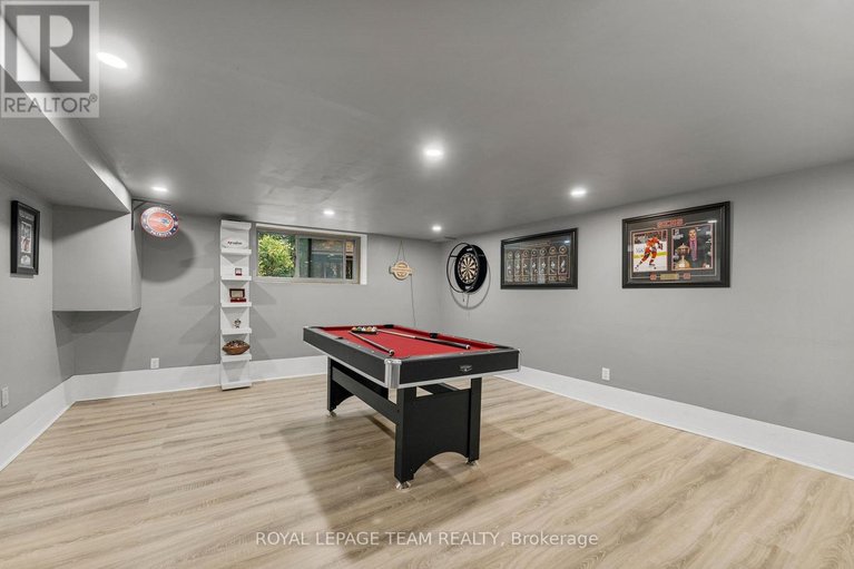 29441818/9-hubertine-gate/remainder-of-stittsville-area/ottawa/ontario/K2S1S5_61