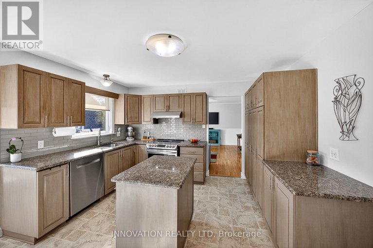 29325109/201-greystone-crescent/mississippi-mills-ramsay-twp/mississippi-mills/ontario/K0A1A0_14