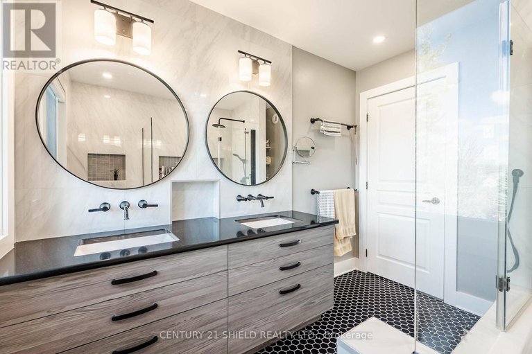 29630814/1-forest-hill-road/long-sault/south-stormont/ontario/K0C1P0_29