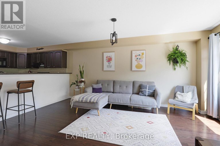 28543378/116-quito-private/merivale-industrial-parkcitiplace/ottawa/ontario/K2E0A9_16