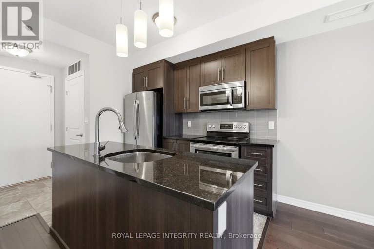 29678406/412-120-prestige-circle/chatelaine-village/ottawa/ontario/K4A1B4_8